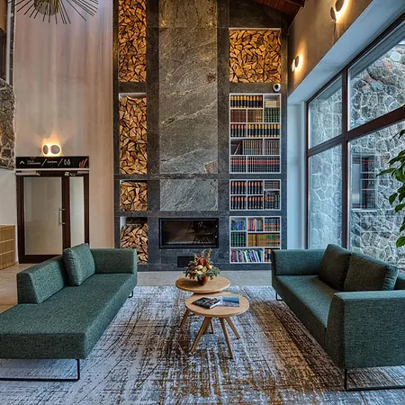 Cardoner Es Konferenciakoezpont Hotell 4*
