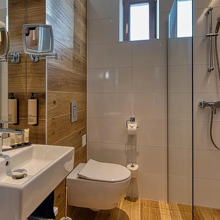 Hotell Cardoner Es Konferenciakoezpont 4*
