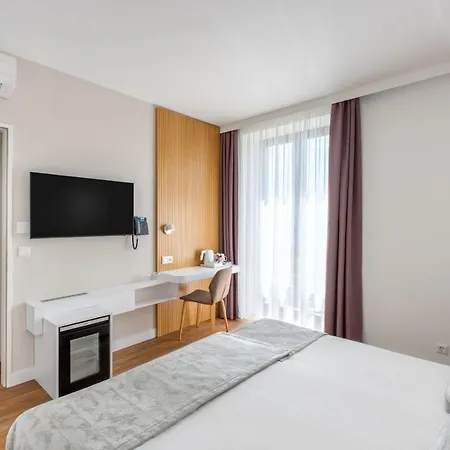 Cardoner Es Konferenciakoezpont 4*