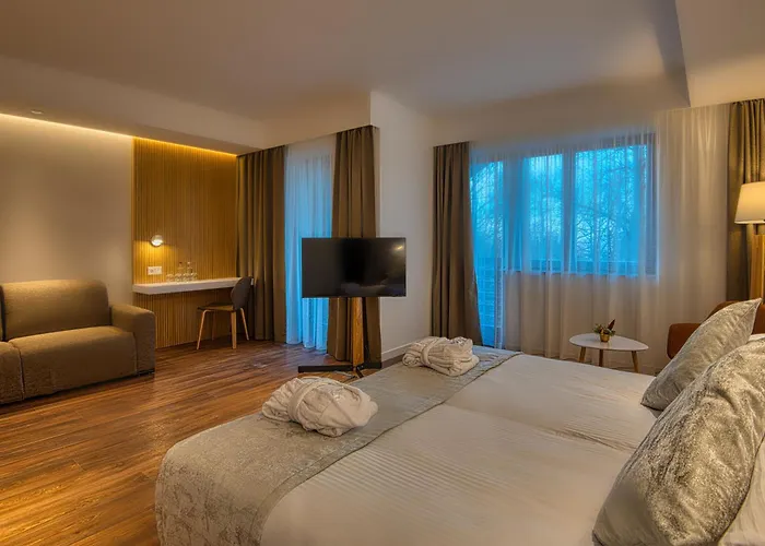 Cardoner Es Konferenciakoezpont 4* Dobogókő