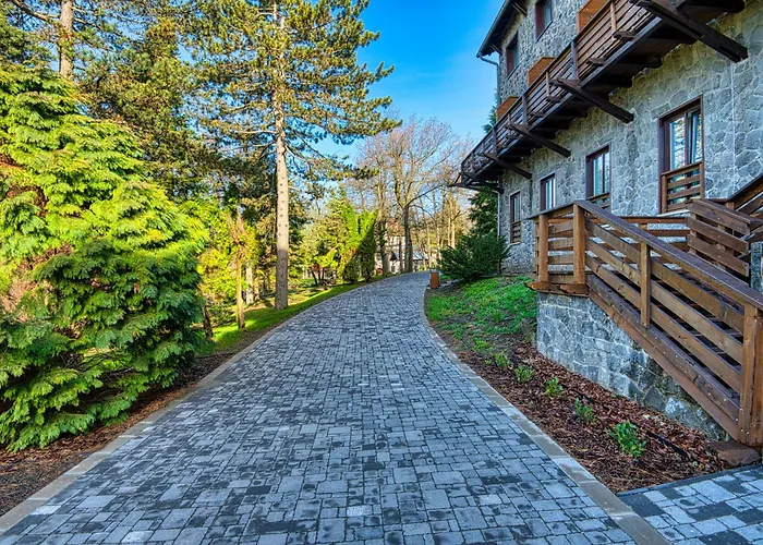 Cardoner Es Konferenciakoezpont 4* Dobogókő