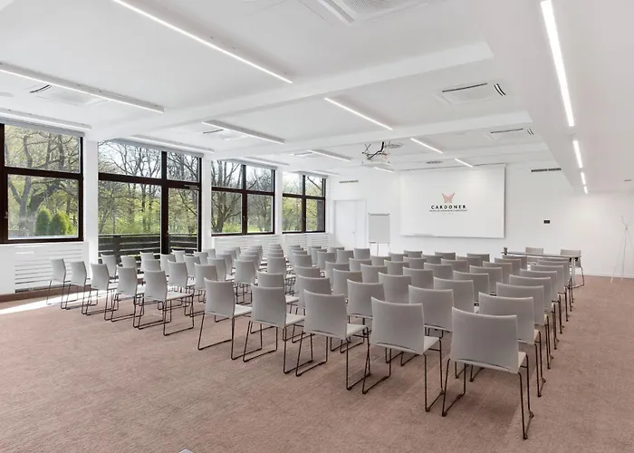 Cardoner Es Konferenciakoezpont 4*
